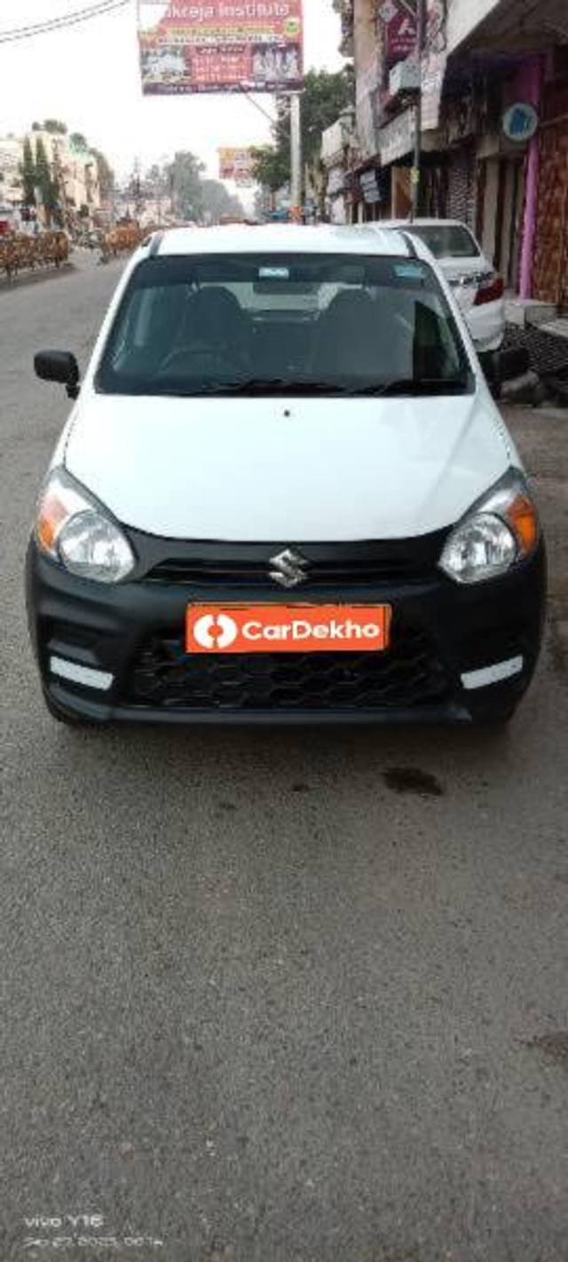 https://images10.gaadi.com/usedcar_image/3595833/original/processed_30b94bac-b7e9-499f-9d9b-4e841c10e1b1.jpg?imwidth=6400