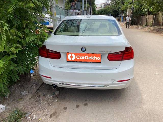 https://images10.gaadi.com/usedcar_image/3595898/original/processed_1b57e19f-490b-4d6c-acdb-fcfc140e09d5.jpg?imwidth=6402