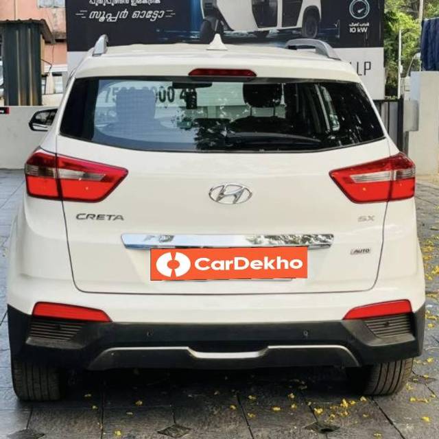 https://images10.gaadi.com/usedcar_image/3595939/original/processed_f45c0cda-148a-41d7-8ff4-be114eeda828.jpg?imwidth=6402