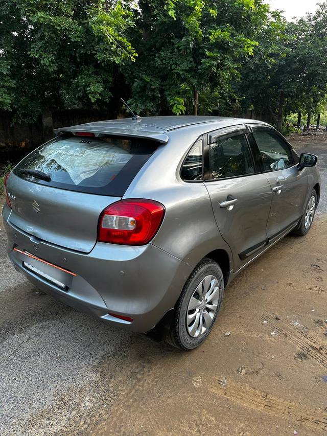 https://images10.gaadi.com/usedcar_image/3595958/original/processed_img2880047__used_car_2880047_1695912131.jpg?imwidth=6402