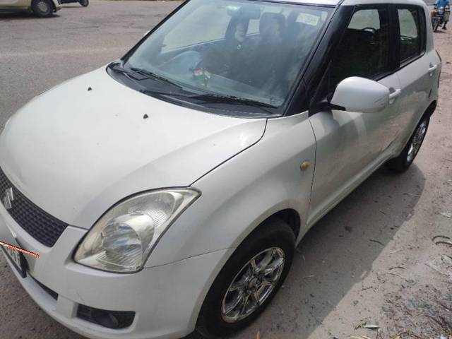 https://images10.gaadi.com/usedcar_image/3596430/original/processed_7e8b96e9-7845-45db-9719-f60277a16b32.jpg?imwidth=6402