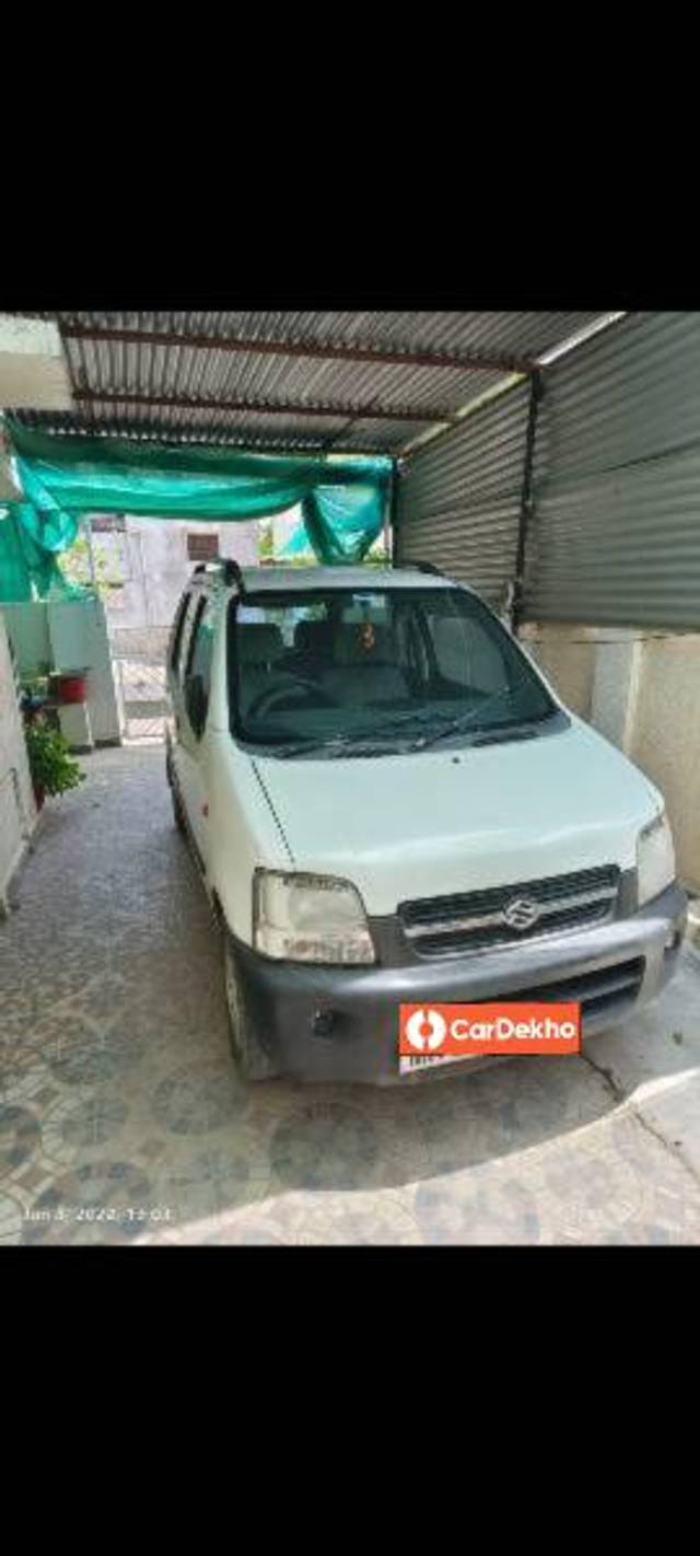 https://images10.gaadi.com/usedcar_image/3596620/original/processed_a8c0a4a0-47c8-4ee1-b194-ce2773ebed44.jpg?imwidth=6400