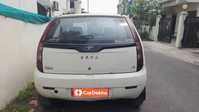 https://images10.gaadi.com/usedcar_image/3596735/original/processed_ee095ab4-28c3-4bc0-ad73-a372abd1aeb5.jpg?imwidth=6401