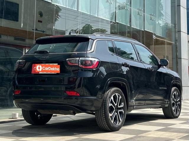 https://images10.gaadi.com/usedcar_image/3596830/original/processed_img2880474__used_car_2880474_1695968082.jpg?imwidth=6402