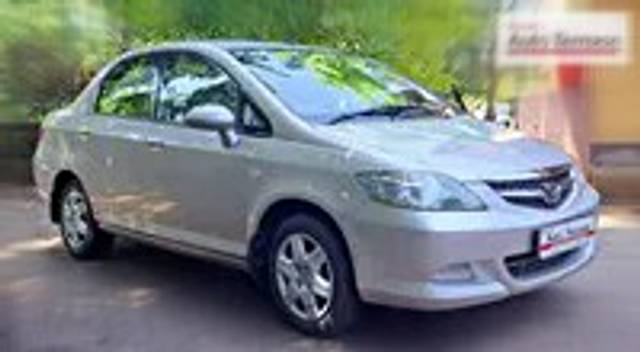 https://images10.gaadi.com/usedcar_image/3596843/original/img3596843__replace_img_6530fbe63e0e0_1697709030.png?imwidth=6400