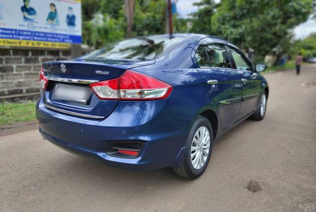 https://images10.gaadi.com/usedcar_image/3596894/original/processed_img2880519__used_car_2880519_1695969115.jpg?imwidth=6402
