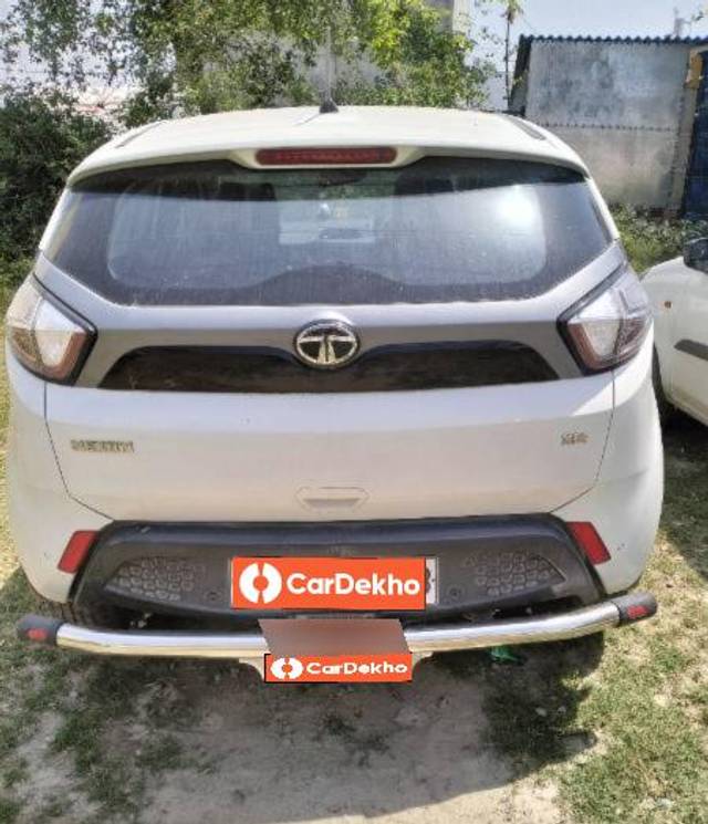 https://images10.gaadi.com/usedcar_image/3596932/original/processed_fa07f057-65d5-4ff7-b318-8961801f0690.jpg?imwidth=6402