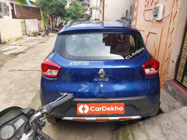 https://images10.gaadi.com/usedcar_image/3597088/original/processed_2caf0532-6a57-4331-ba8c-8897ca248ff4.jpg?imwidth=6401