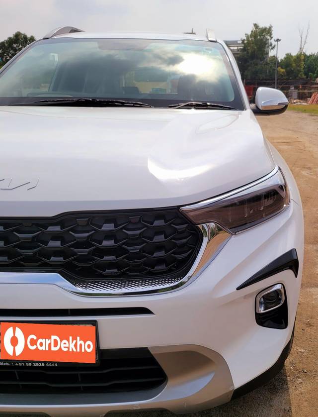 https://images10.gaadi.com/usedcar_image/3597102/original/processed_img2880635__used_car_2880635_1695975885.jpg?imwidth=6400