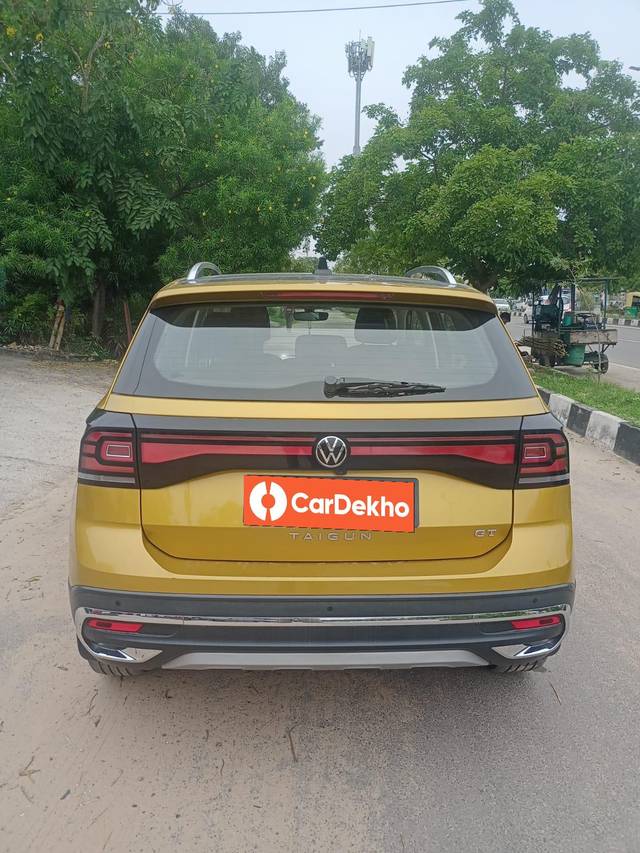 https://images10.gaadi.com/usedcar_image/3597287/original/processed_img2880748__used_car_2880748_1695981629.jpg?imwidth=6402