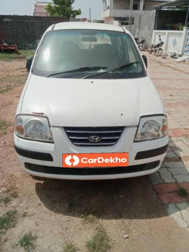 https://images10.gaadi.com/usedcar_image/3597405/original/processed_041192b3-338e-4673-b640-45cc6d9ba439.jpg?imwidth=6400