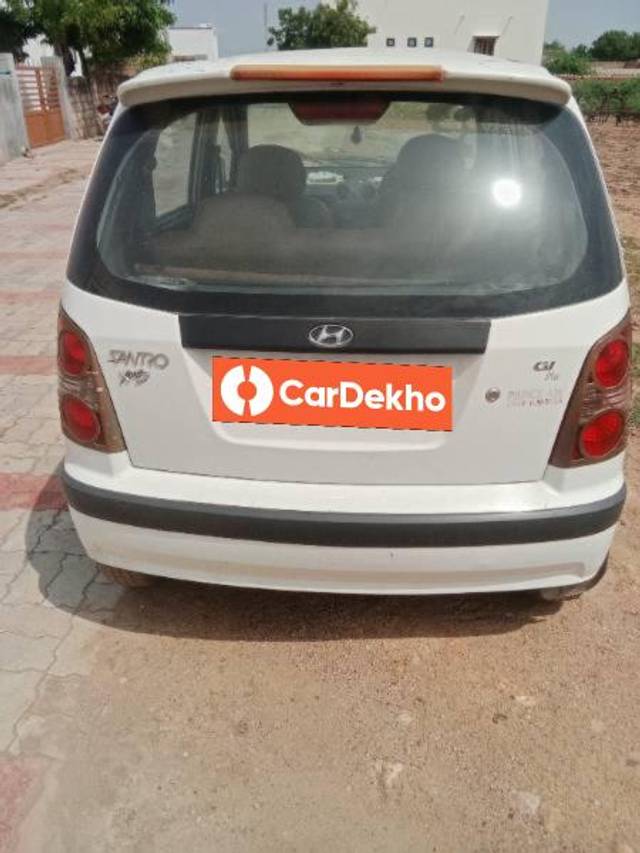 https://images10.gaadi.com/usedcar_image/3597405/original/processed_b4883f39-709f-4f41-9db5-5cf5ab6219f0.jpg?imwidth=6401