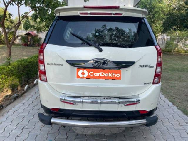 https://images10.gaadi.com/usedcar_image/3597444/original/processed_1977ca2c-51c0-477e-bb7e-32fb416381ea.jpeg?imwidth=6402