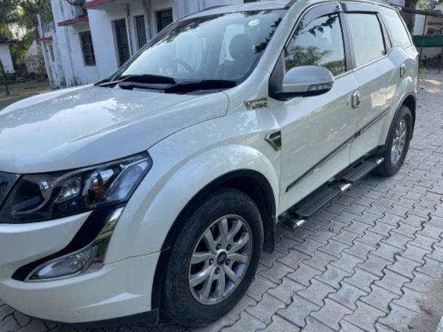 https://images10.gaadi.com/usedcar_image/3597444/original/processed_f1e98cd4-217e-4e09-9230-a16c45b35fc4.jpeg?imwidth=6400
