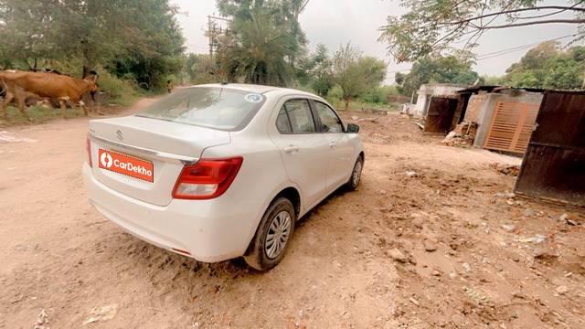 https://images10.gaadi.com/usedcar_image/3597522/original/processed_fa844eb8-963c-44ce-a880-f8b9eec68262.jpeg?imwidth=6401