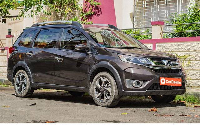https://images10.gaadi.com/usedcar_image/3597585/original/processed_usedcar_8_2471695989761_1695989773.jpg?imwidth=6400