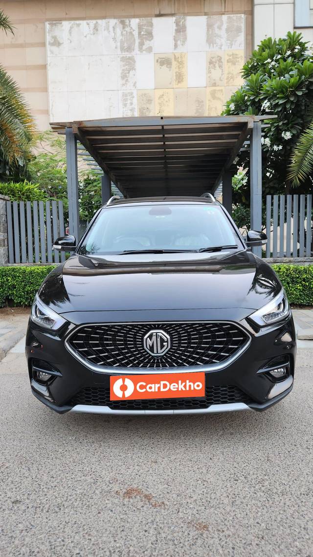 https://images10.gaadi.com/usedcar_image/3597622/original/processed_img2880950__used_car_2880950_1695991356.jpg?imwidth=6400