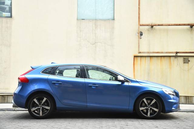 https://images10.gaadi.com/usedcar_image/3597661/original/processed_img2880976__used_car_2880976_1695992621.jpg?imwidth=6402