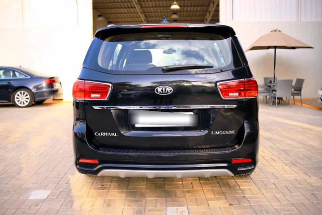 https://images10.gaadi.com/usedcar_image/3597718/original/processed_usedcar_1_4__10151695994087_1695994155.jpeg?imwidth=6402