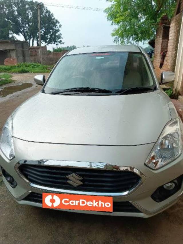 https://images10.gaadi.com/usedcar_image/3597799/original/processed_15e5a968-ea1e-4202-acfa-d88ca16e5079.jpg?imwidth=6400
