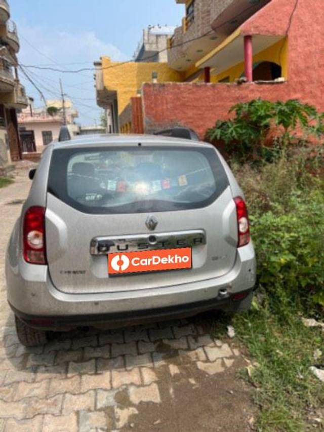 https://images10.gaadi.com/usedcar_image/3597859/original/processed_3d5fef16-3d73-4a44-8651-d53b8ae5a1f0.jpeg?imwidth=6401