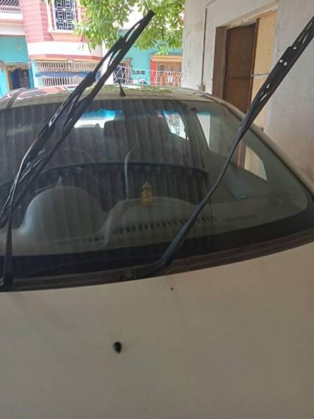 https://images10.gaadi.com/usedcar_image/3598232/original/processed_43781c90-60cb-4562-bcca-cd38d7a0c24e.jpg?imwidth=6402