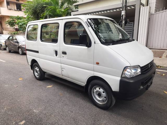 https://images10.gaadi.com/usedcar_image/3598620/original/img2881384__used_car_2881384_1696058810.jpg?imwidth=6400