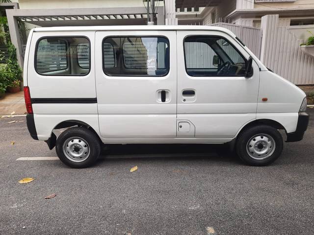 https://images10.gaadi.com/usedcar_image/3598620/original/img2881384__used_car_2881384_1696058815.jpg?imwidth=6401