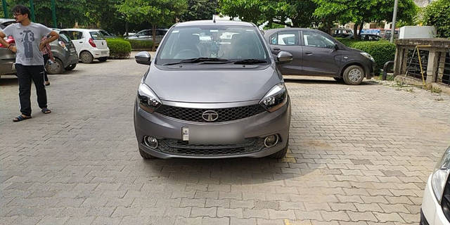 https://images10.gaadi.com/usedcar_image/3598642/original/23__VCC_1794080_94_1695452026.jpg?imwidth=6400