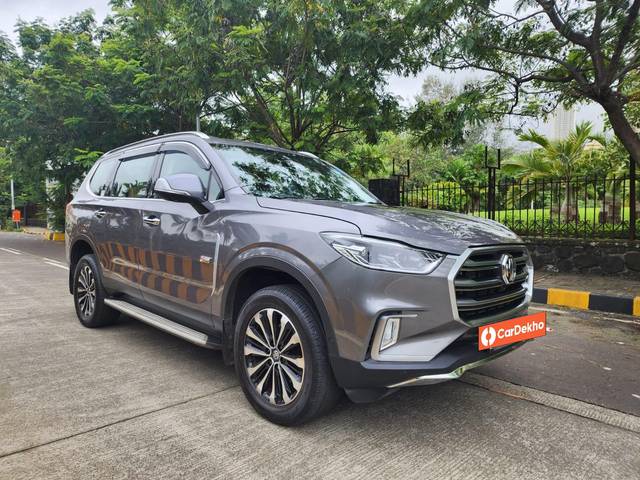 https://images10.gaadi.com/usedcar_image/3598749/original/processed_img2881476__used_car_2881476_1696062231.jpg?imwidth=6401