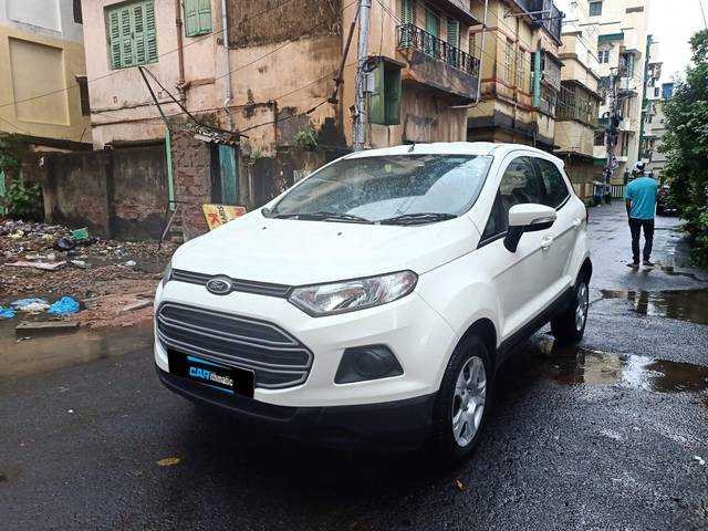 https://images10.gaadi.com/usedcar_image/3598854/original/processed_img2881540__used_car_2881540_1696064729.jpeg?imwidth=6402