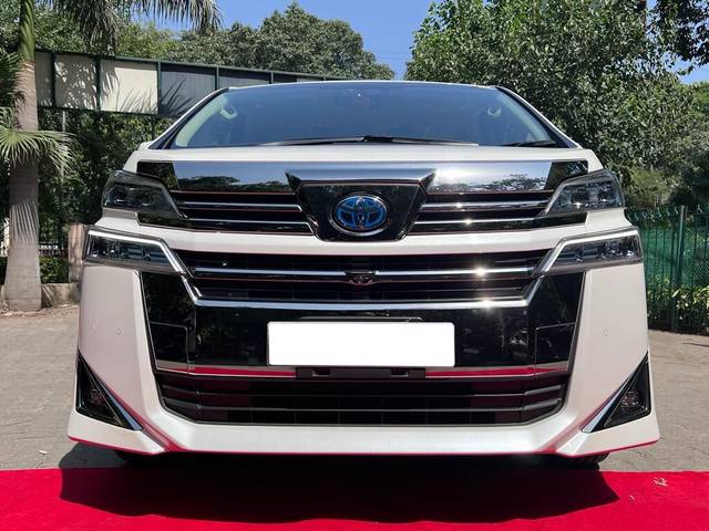 https://images10.gaadi.com/usedcar_image/3598894/original/img2881568__used_car_2881568_1696066052.jpeg?imwidth=6400