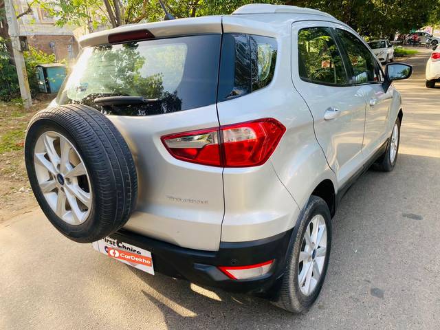 https://images10.gaadi.com/usedcar_image/3599048/original/processed_usedcar_6_9301696069831_1696069855.jpg?imwidth=6402