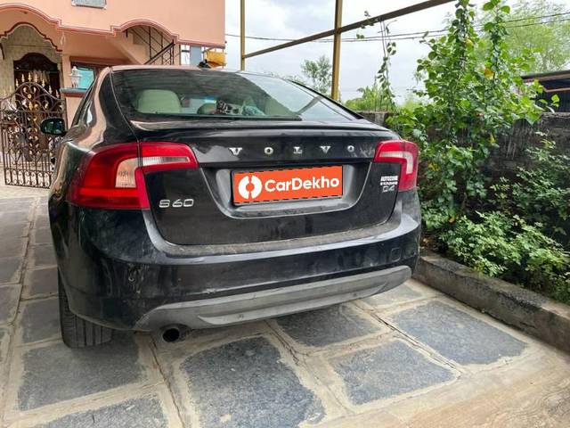 https://images10.gaadi.com/usedcar_image/3599061/original/processed_e313c175-c9bd-4109-b145-8fecde4cf612.jpg?imwidth=6401