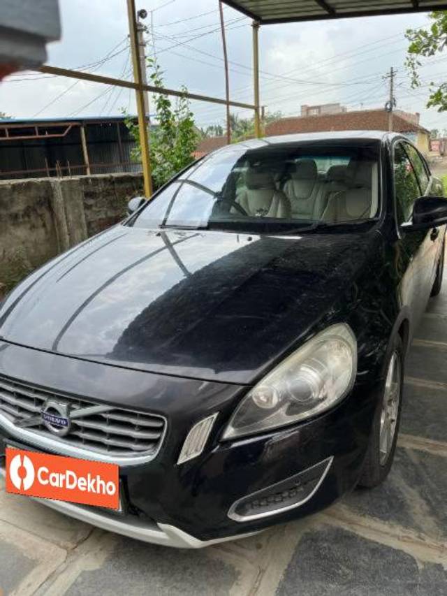 https://images10.gaadi.com/usedcar_image/3599061/original/processed_f827b169-3125-45e0-af15-208c38d144cc.jpg?imwidth=6400