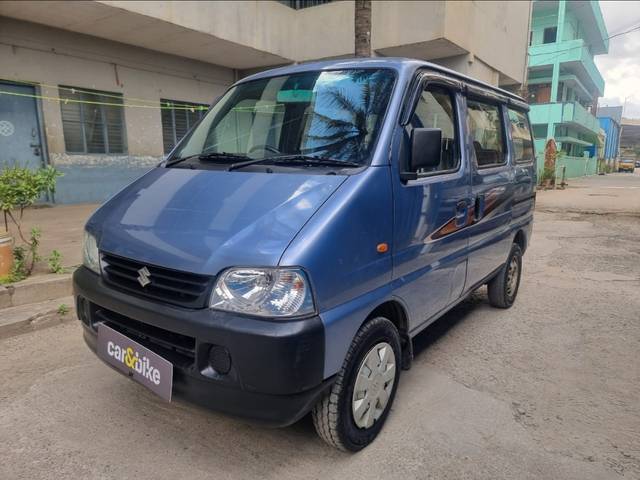 https://images10.gaadi.com/usedcar_image/3599357/original/587290__cover_image-20230927105646.jpg?imwidth=6400
