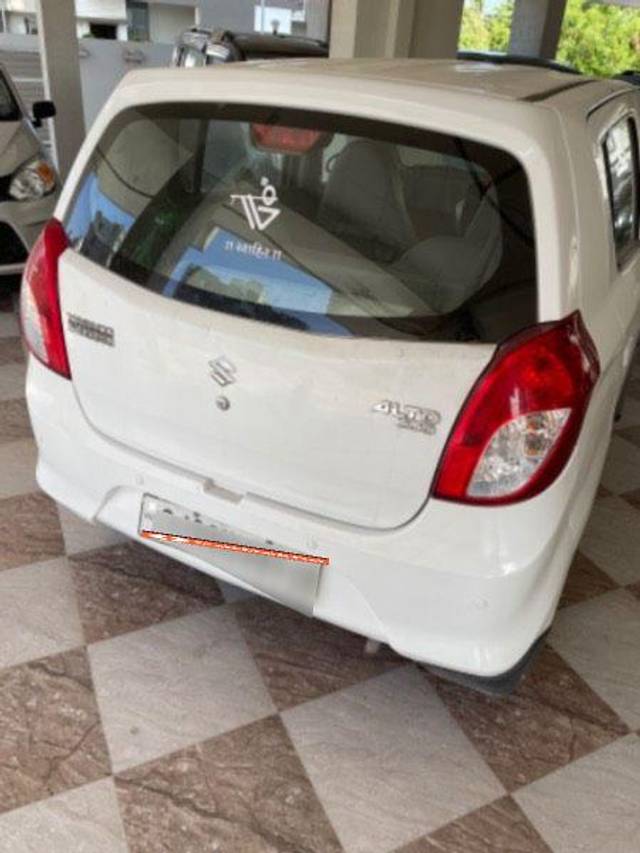 https://images10.gaadi.com/usedcar_image/3599474/original/processed_a5b723f0-6284-4827-b26d-a1979eb4960f.jpeg?imwidth=6401