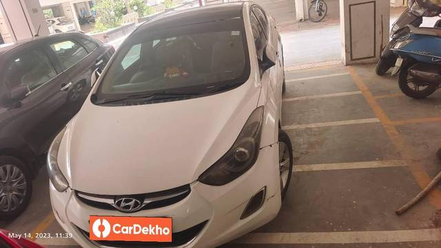https://images10.gaadi.com/usedcar_image/3599625/original/processed_2f8af90f-3f10-4496-9ff9-6164c27bc782.jpg?imwidth=6400