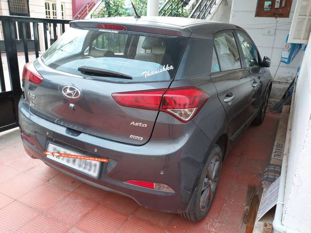https://images10.gaadi.com/usedcar_image/3599656/original/processed_a4c5233e-e796-4a82-882e-8ae0a8605eb0.jpg?imwidth=6400