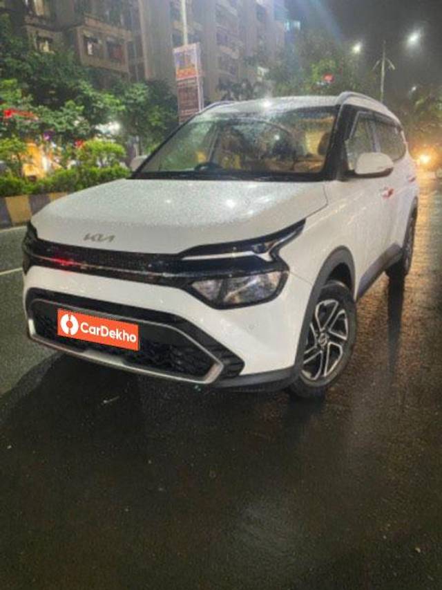 https://images10.gaadi.com/usedcar_image/3599752/original/processed_f4ee5bbb-f92c-4aab-90fe-1dfc948b22c1.jpeg?imwidth=6402
