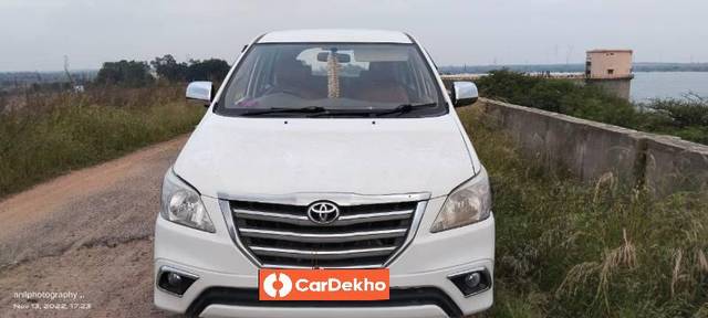 https://images10.gaadi.com/usedcar_image/3599980/original/processed_818e4701-2ea5-4532-83c9-76ad504d1b91.jpg?imwidth=6402