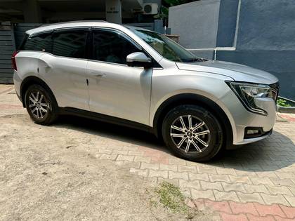 Mahindra XUV700 AX7 Diesel AT Luxury Pack AWD BSVI Mahindra XUV700 AX7 Diesel AT Luxury Pack AWD BSVI