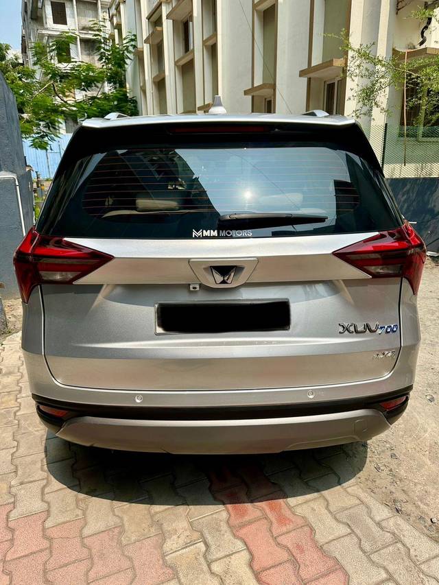 https://images10.gaadi.com/usedcar_image/3600049/original/processed_img2882074__used_car_2882074_1697794184.jpg?imwidth=6402