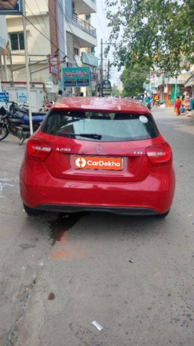 https://images10.gaadi.com/usedcar_image/3600093/original/processed_ca022bb9-9c0a-4e29-87e0-dbd164bf38f4.jpeg?imwidth=6402
