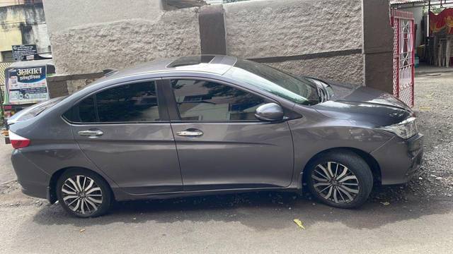 https://images10.gaadi.com/usedcar_image/3600214/original/processed_c0d58f4b-34f0-47af-b2da-da477464be95.jpeg?imwidth=6401