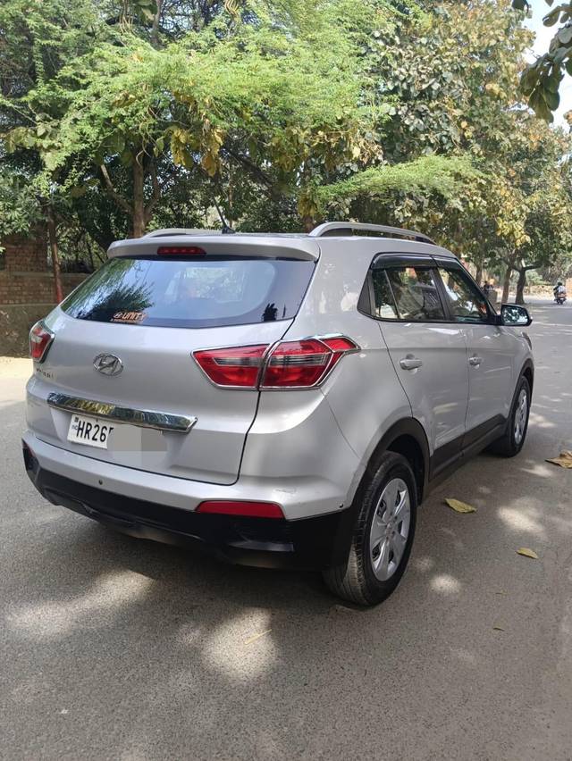 https://images10.gaadi.com/usedcar_image/3600274/original/processed_usedcar_whatsappimage2023_09_30at163813_2__30581696145586_1696145700.jpeg?imwidth=6402