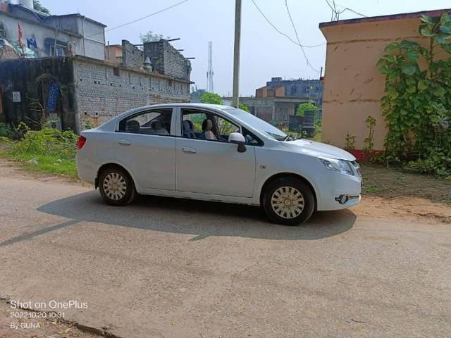 https://images10.gaadi.com/usedcar_image/3600275/original/processed_86a0caba-64d8-4521-b97a-dd49f8f09f86.jpeg?imwidth=6400