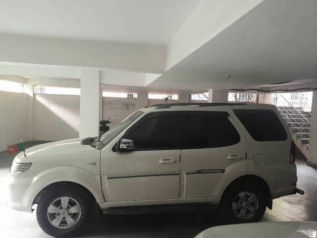 https://images10.gaadi.com/usedcar_image/3600291/original/processed_4662d654-7a5a-46ef-93ef-1255df9399ea.jpg?imwidth=6400