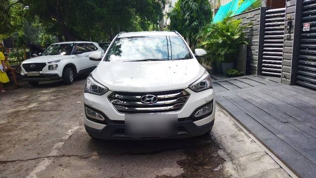 https://images10.gaadi.com/usedcar_image/3600449/original/24__VCC_1794482_94_1695543979.jpg?imwidth=6400