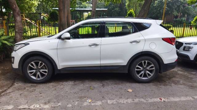 https://images10.gaadi.com/usedcar_image/3600449/original/24__VCC_IMG_1695540282305_1794482_95_1695540312.jpg?imwidth=6401